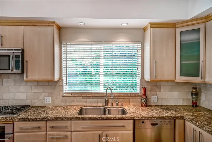 5512 Leghorn, Sherman Oaks, California 91401
