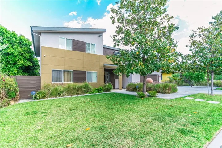 5512 Leghorn, Sherman Oaks, California 91401