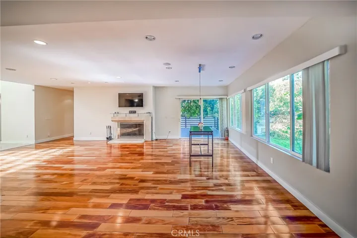5512 Leghorn, Sherman Oaks, California 91401