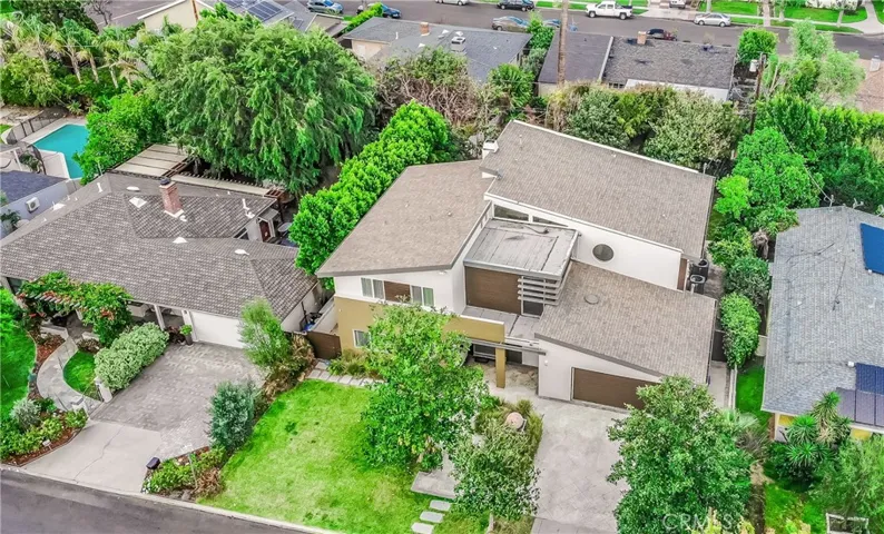 5512 Leghorn, Sherman Oaks, California 91401