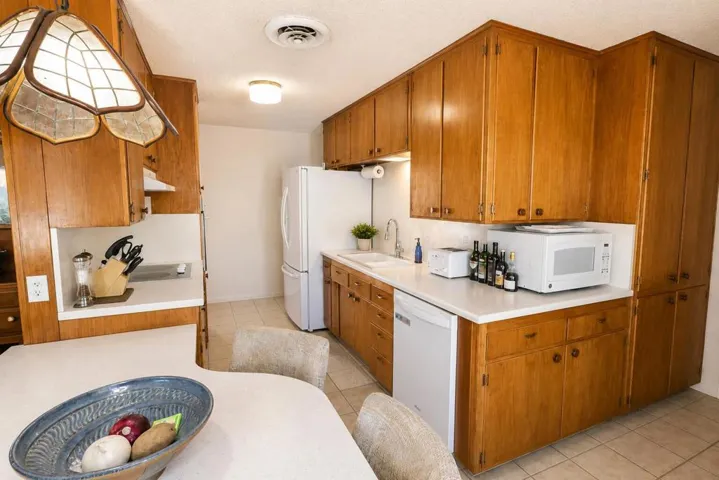 Kitchen area