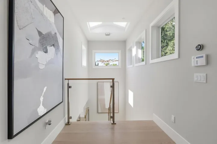 10481 N Stelling Road, Cupertino, California 95014