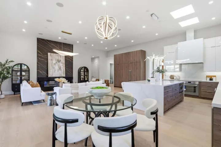10481 N Stelling Road, Cupertino, California 95014