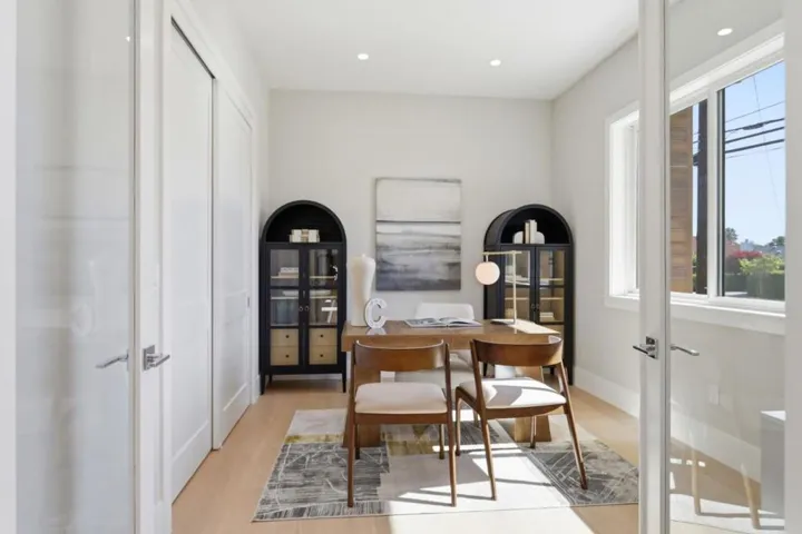 10481 N Stelling Road, Cupertino, California 95014