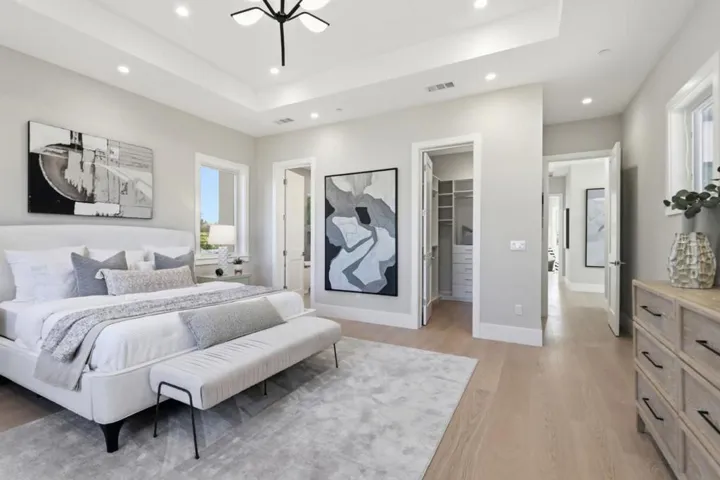 10481 N Stelling Road, Cupertino, California 95014