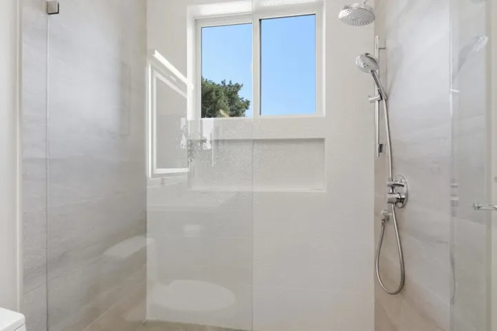 10481 N Stelling Road, Cupertino, California 95014