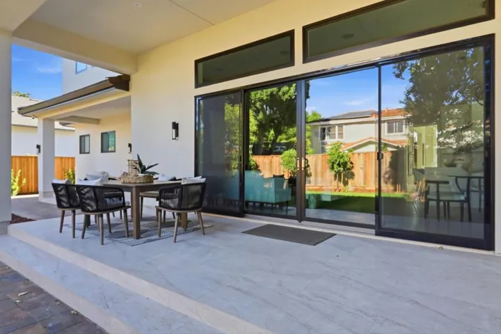 10481 N Stelling Road, Cupertino, California 95014