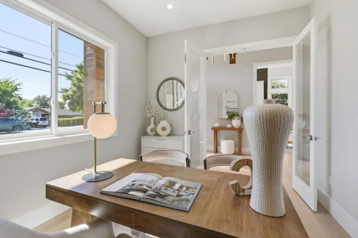 10481 N Stelling Road, Cupertino, California 95014