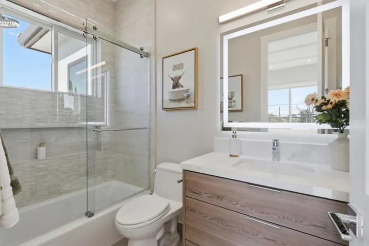 10481 N Stelling Road, Cupertino, California 95014
