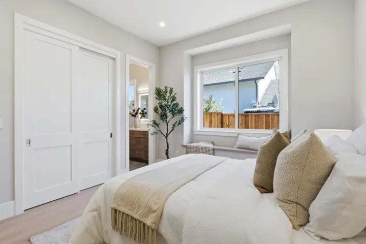 10481 N Stelling Road, Cupertino, California 95014
