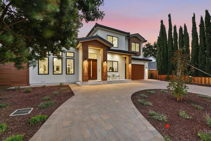 10481 N Stelling Road, Cupertino, California 95014