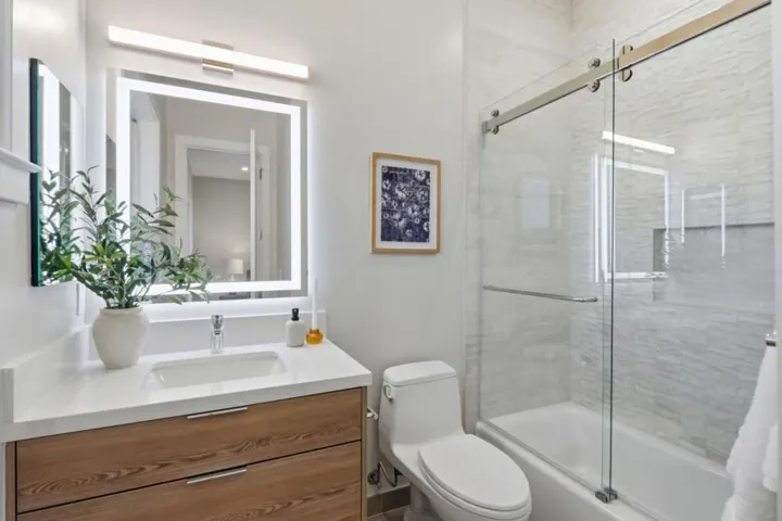10481 N Stelling Road, Cupertino, California 95014