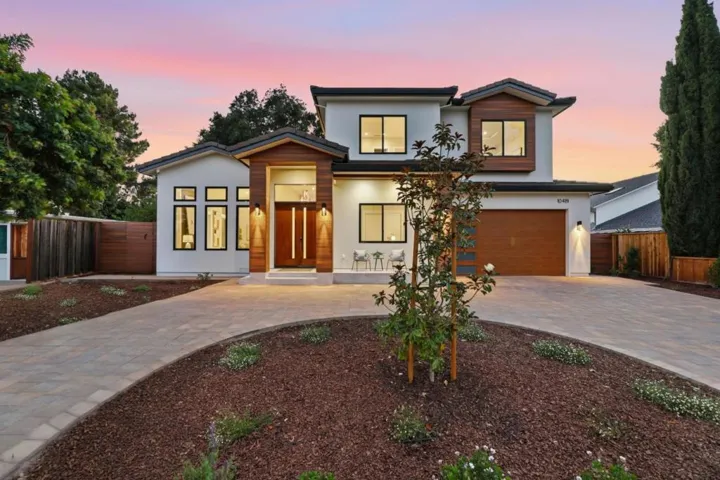10481 N Stelling Road, Cupertino, California 95014