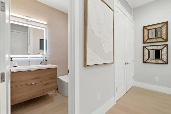 10481 N Stelling Road, Cupertino, California 95014