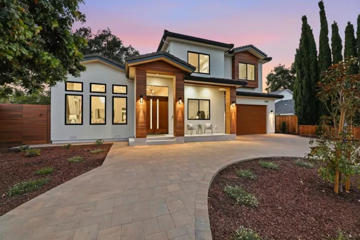 10481 N Stelling Road, Cupertino, California 95014