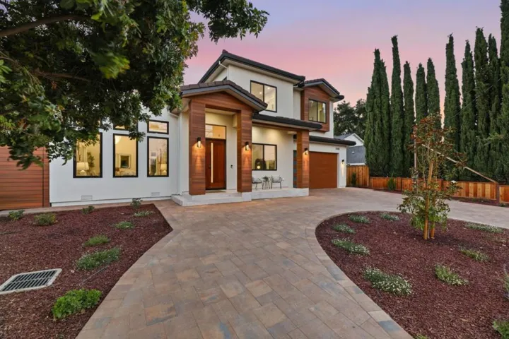 10481 N Stelling Road, Cupertino, California 95014