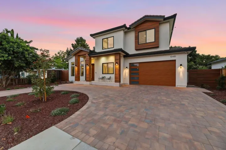 10481 N Stelling Road, Cupertino, California 95014