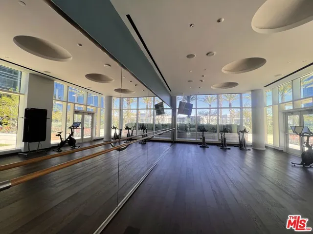 877 Francisco Street 1625, Los Angeles, California 90017