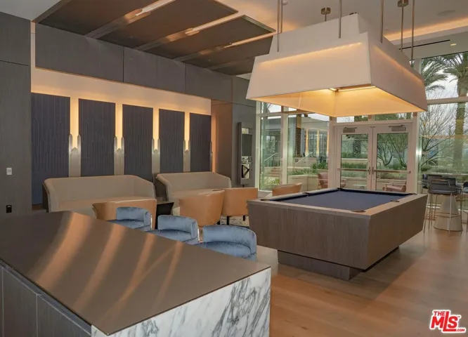 877 Francisco Street 1625, Los Angeles, California 90017