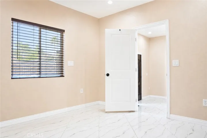 1387 W Francis, Ontario, California 91762