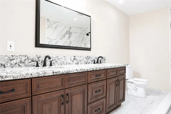 1387 W Francis, Ontario, California 91762