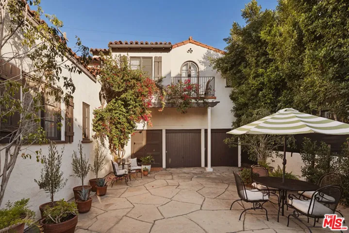 830 N Gardner Street Street 1/2, Los Angeles, California 90036