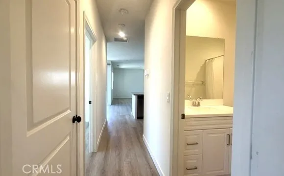 hall way to bedrooms