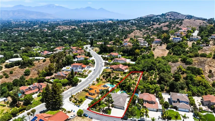 1002 Highlight Drive, West Covina, California 91791