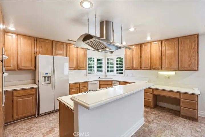 1002 Highlight Drive, West Covina, California 91791
