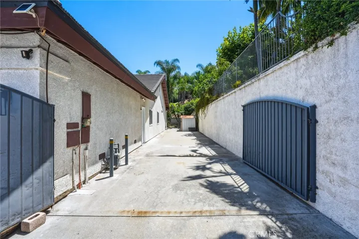 1002 Highlight Drive, West Covina, California 91791