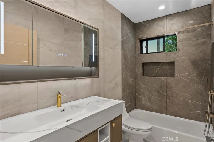 14240 Hortense, Sherman Oaks, California 91423
