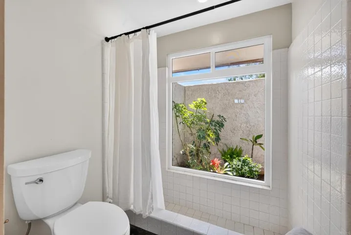 5573 Bluff St Street, Norco, California 92860