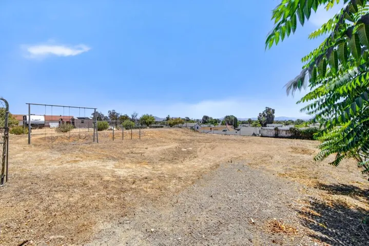 5573 Bluff St Street, Norco, California 92860