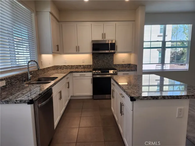 2408 Villena Way, Placentia, California 92870