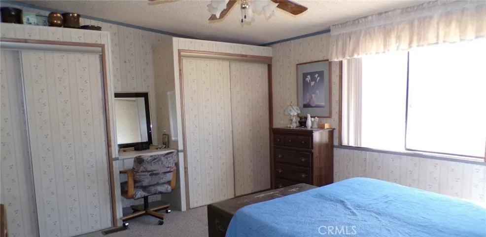 9074 Milpas, Apple Valley, California 92308