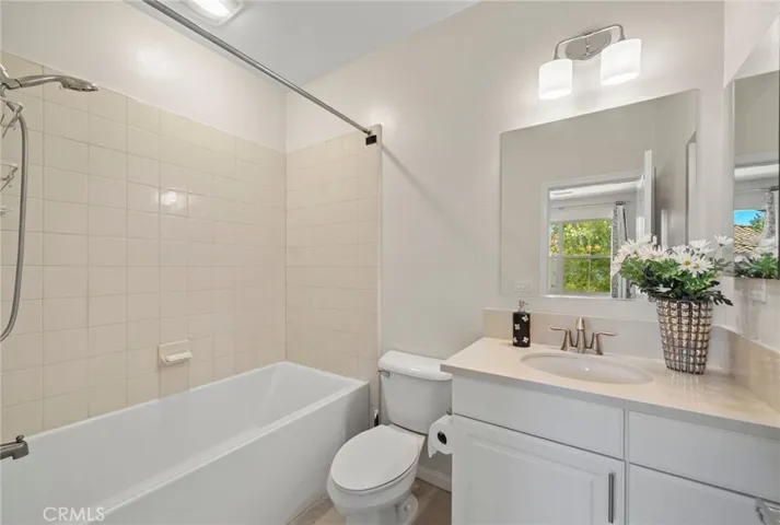 110 Rose Arch, Irvine, California 92620
