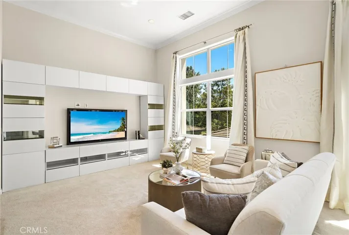 110 Rose Arch, Irvine, California 92620