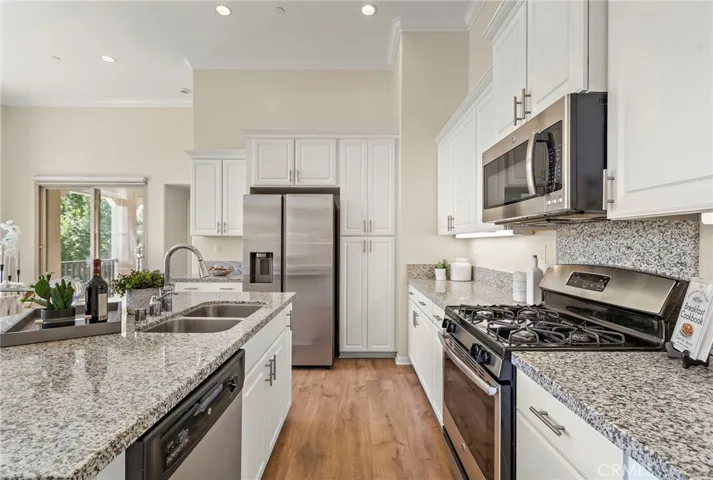 110 Rose Arch, Irvine, California 92620