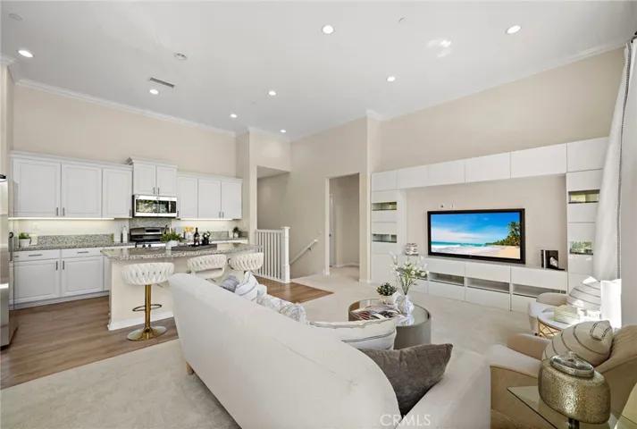 110 Rose Arch, Irvine, California 92620