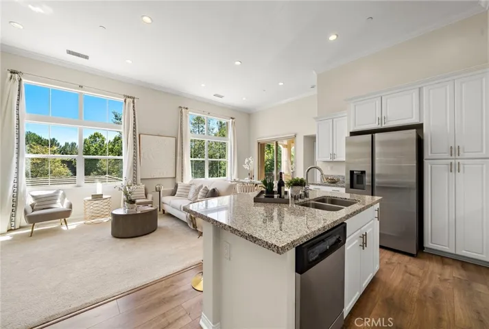 110 Rose Arch, Irvine, California 92620