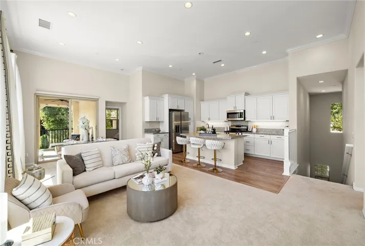 110 Rose Arch, Irvine, California 92620