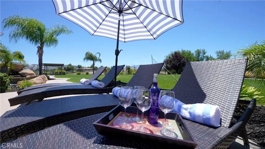 39520 Colleen Way, Temecula, California 92592