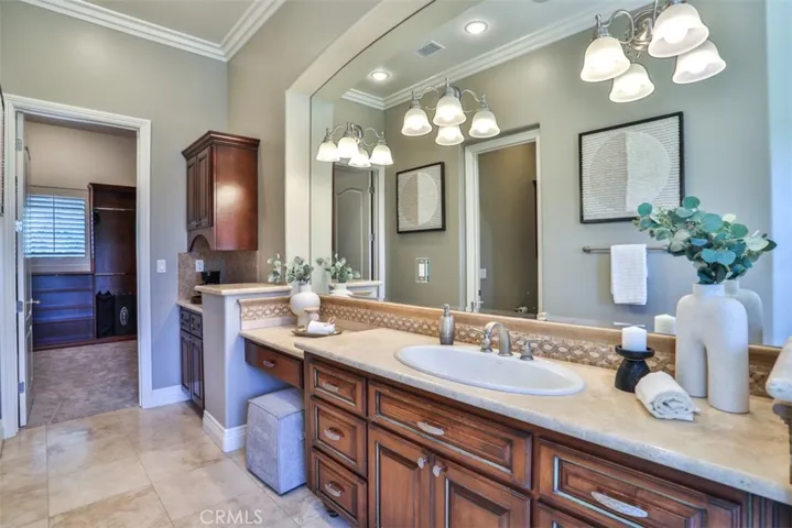 39520 Colleen Way, Temecula, California 92592