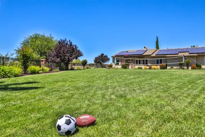 39520 Colleen Way, Temecula, California 92592