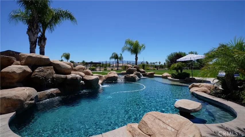 39520 Colleen Way, Temecula, California 92592