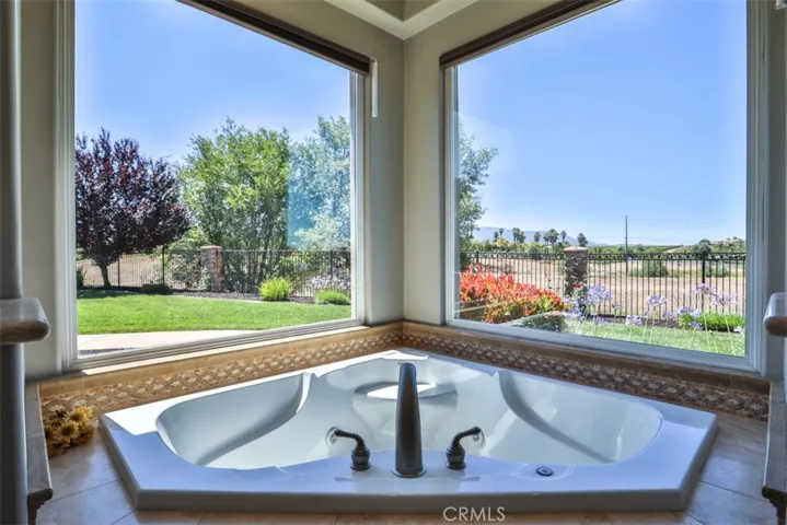 39520 Colleen Way, Temecula, California 92592