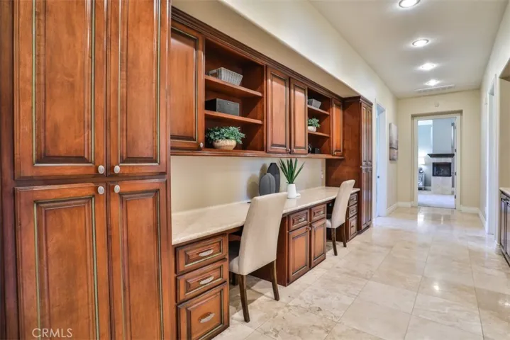 39520 Colleen Way, Temecula, California 92592