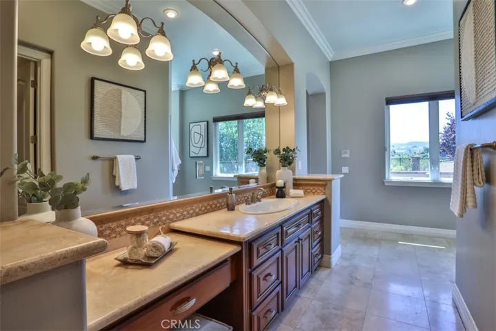 39520 Colleen Way, Temecula, California 92592