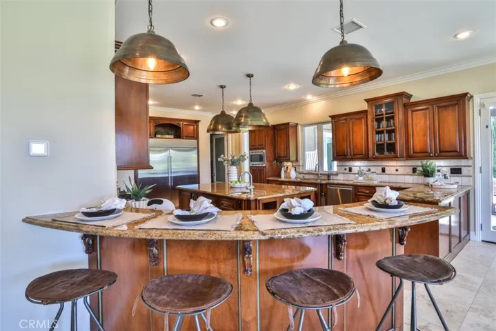 39520 Colleen Way, Temecula, California 92592