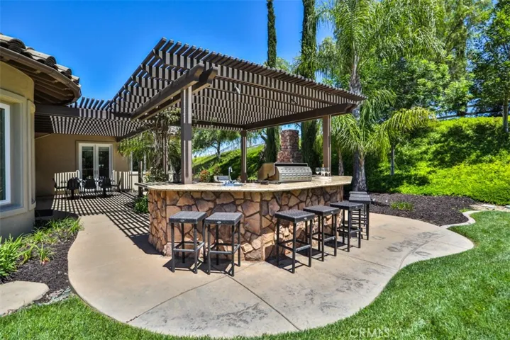 39520 Colleen Way, Temecula, California 92592